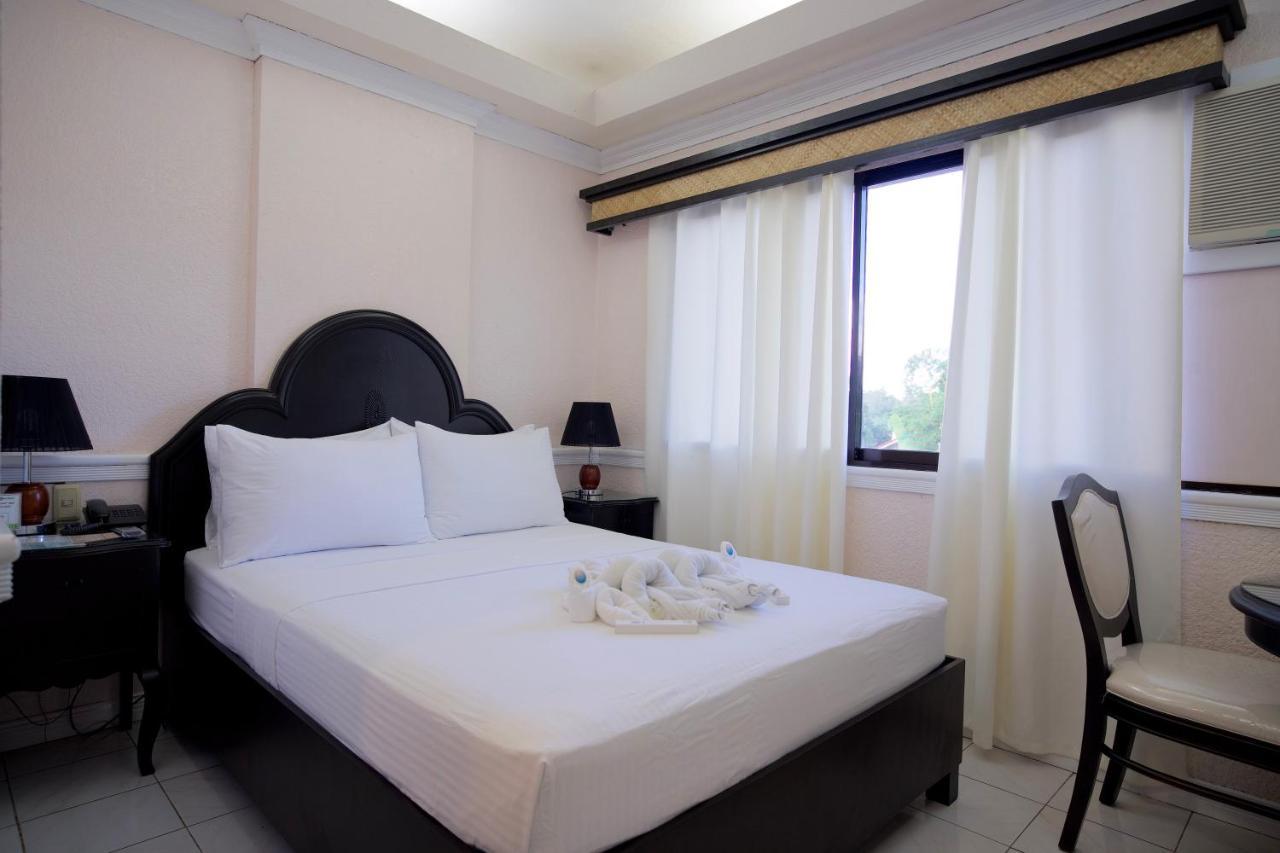 Dao Diamond Hotel & Restaurant Tagbilaran City Bagian luar foto